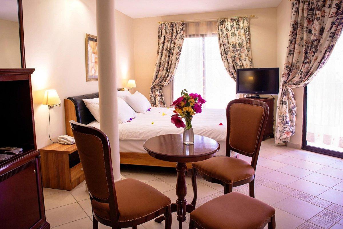 Ocean Bay Hotel & Resort Bakau Екстер'єр фото