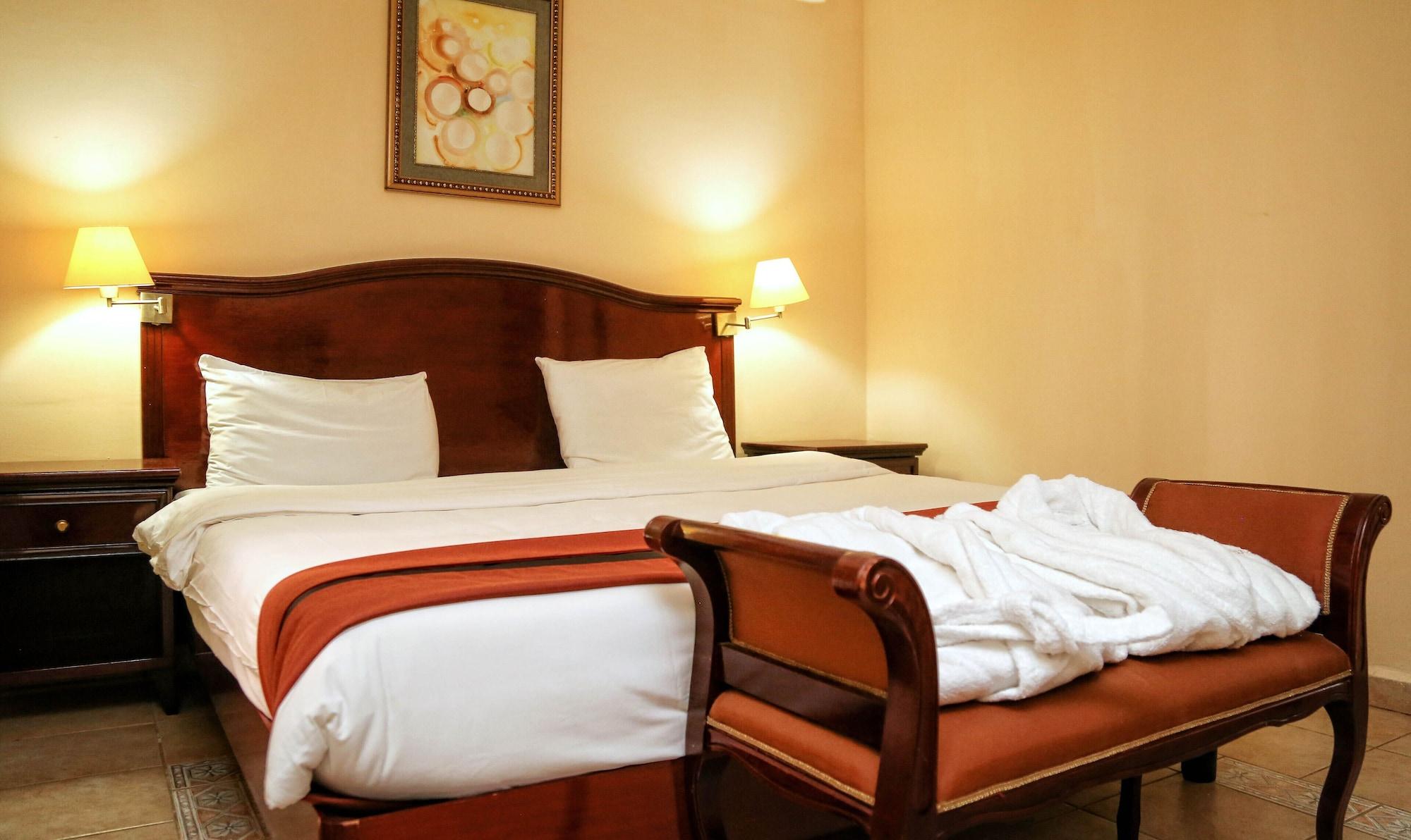 Ocean Bay Hotel & Resort Bakau Екстер'єр фото