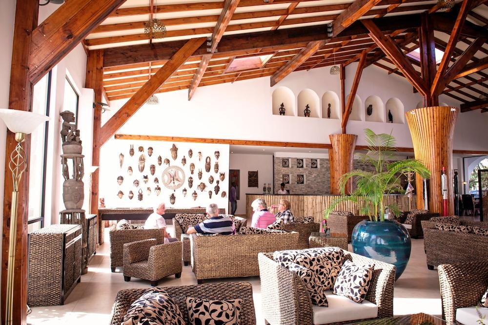 Ocean Bay Hotel & Resort Bakau Екстер'єр фото