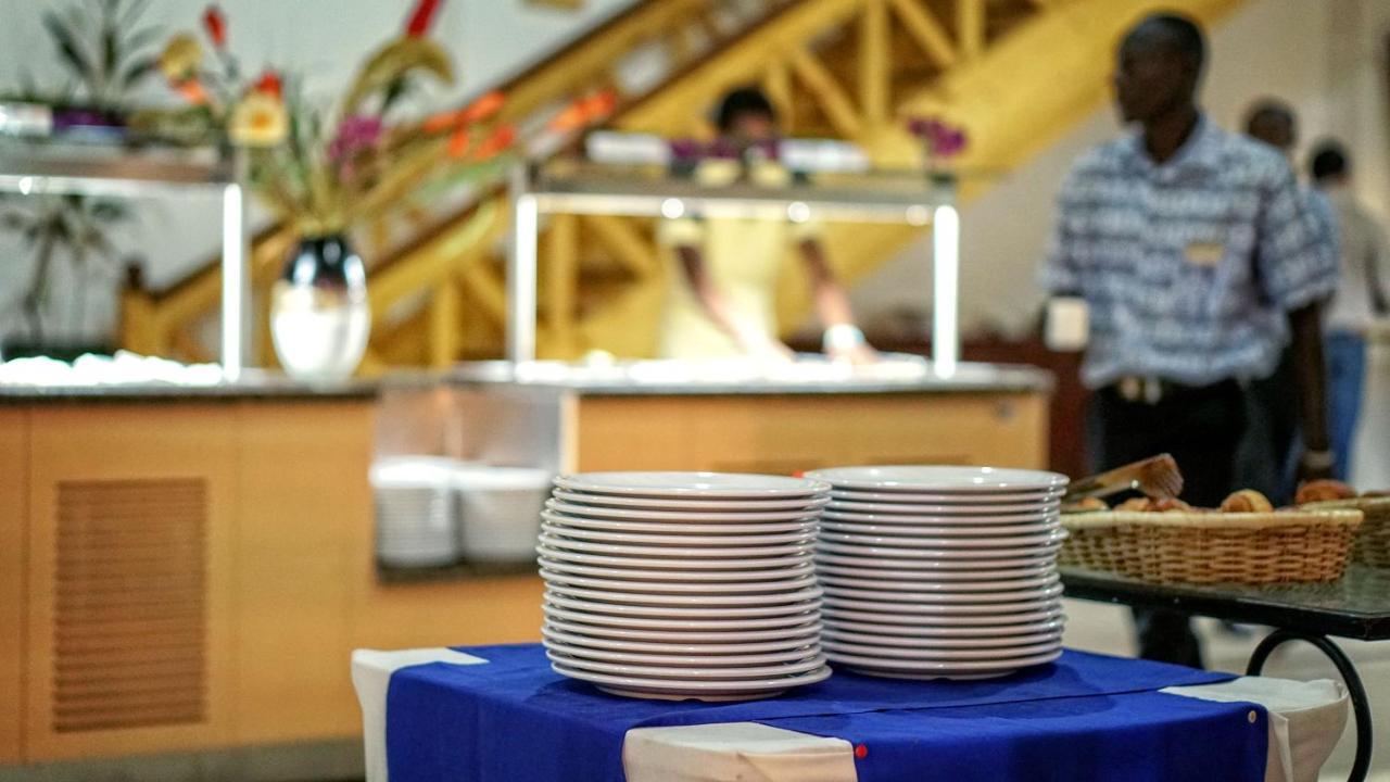 Ocean Bay Hotel & Resort Bakau Екстер'єр фото