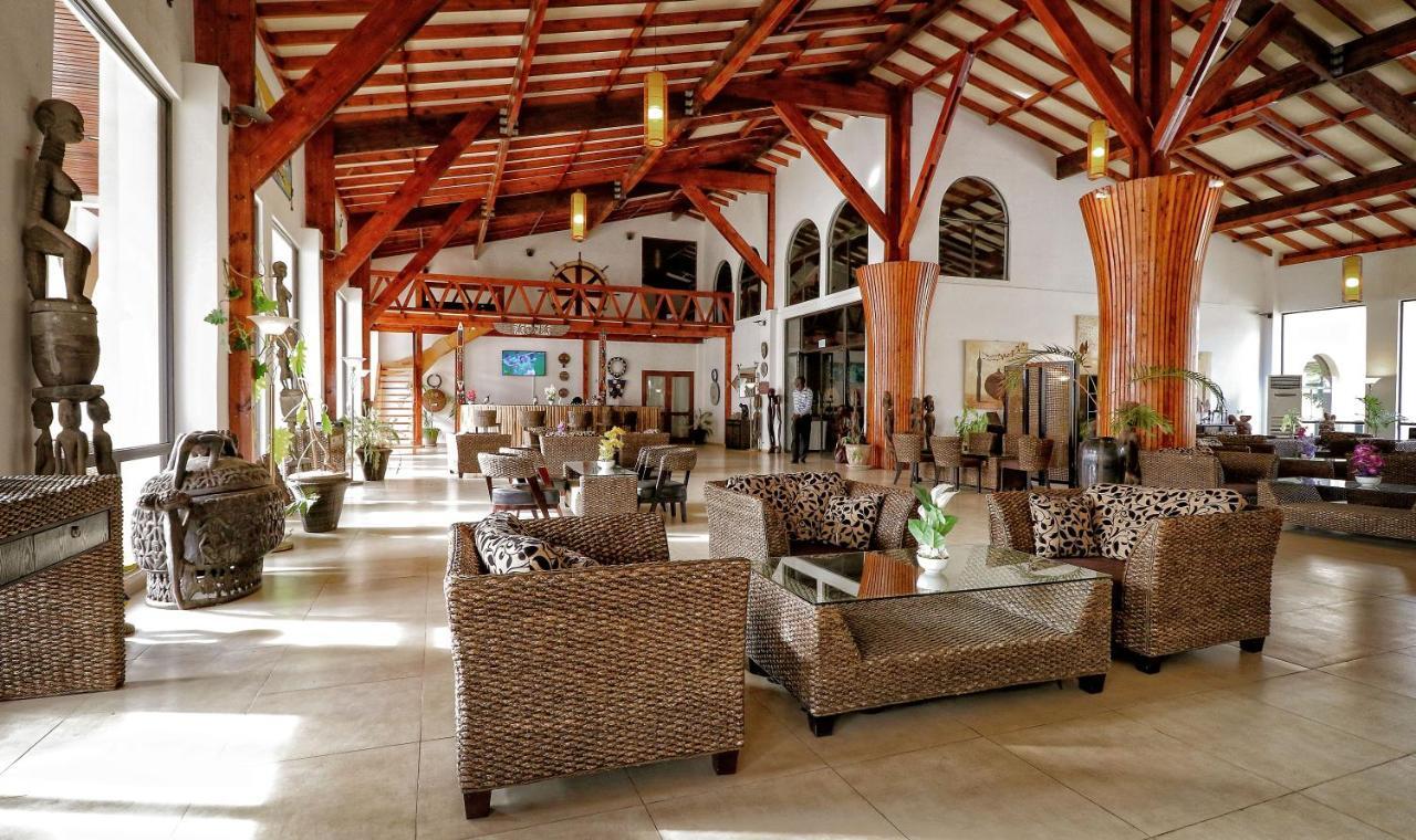 Ocean Bay Hotel & Resort Bakau Екстер'єр фото